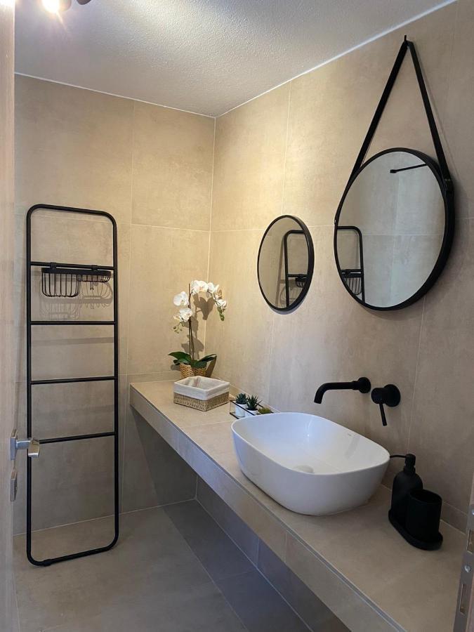 Palma Seaside Villa 1 Сарти Экстерьер фото